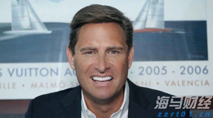 9分钟！东莞塘厦警民合力救出沉没车辆司机