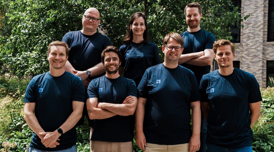 美日达成史上最大贸易协议！特朗普：征收15%对等关税 日本将开放汽车和大米市场